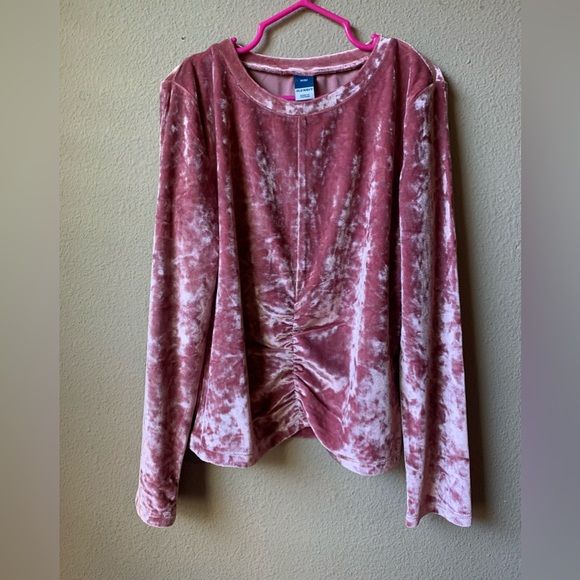 NWT Old Navy velvet long sleeve kids top. Size 8. - Picture 1 of 6